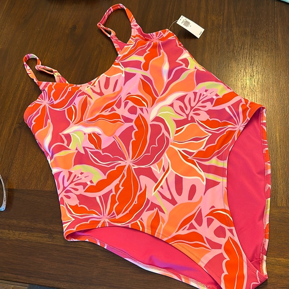 Ladies XL Old Navy floral print one piece bathing suit. Never worn.